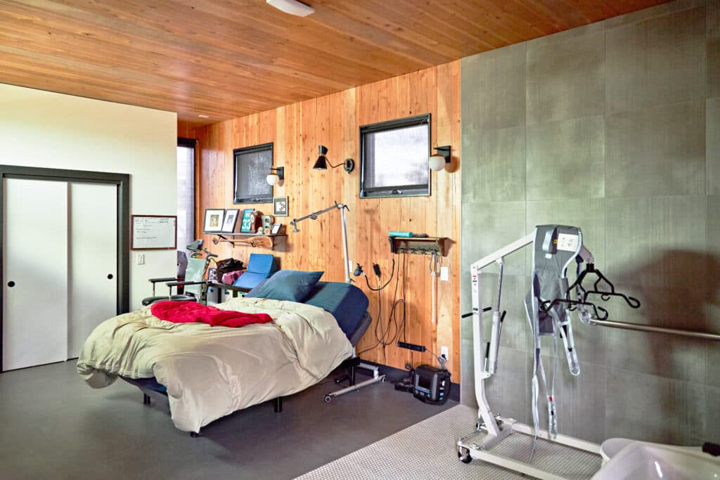 3_Matts-Place_Bedroom-1024x683.jpg